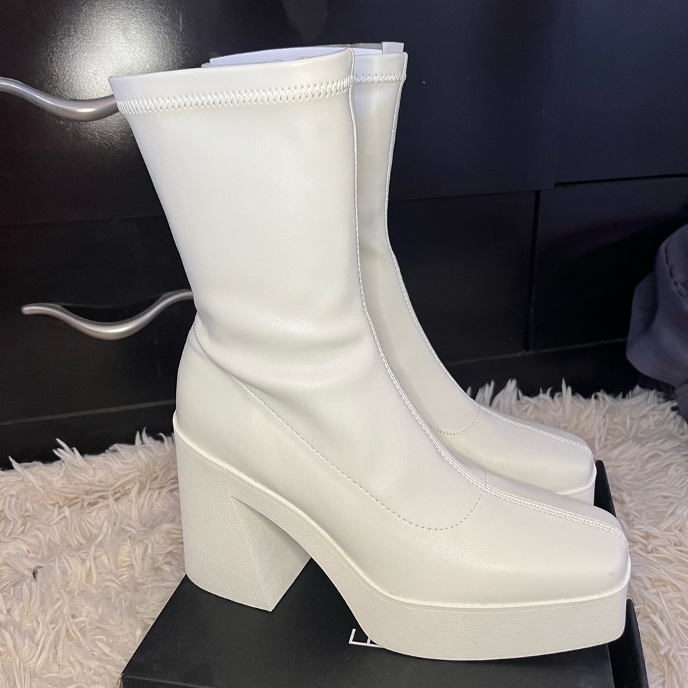 NEVER WORN Public Desire Heeled Sock White Platform Boot
